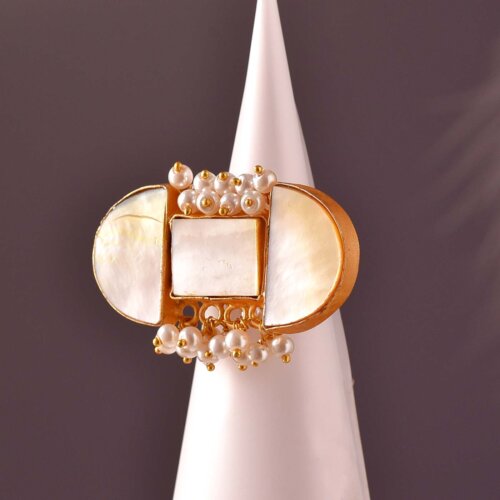 Clamp Pearl Ring