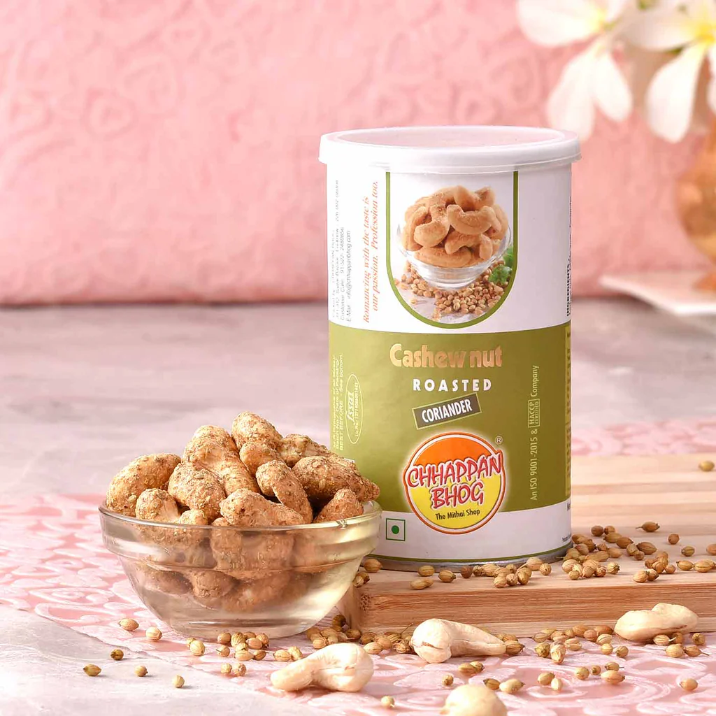 Earthen Bhaidooj Tikka With Cashewnuts & Mathura Peda Earthen Bhaidooj Tikka With Cashewnuts & Mathura Peda